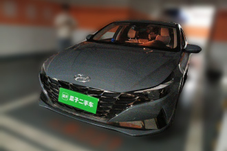 现代 伊兰特 2022款 1.5L CVT LUX尊贵版