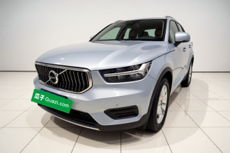沃尔沃XC40(进口) 2019款 T4 四驱子夜亚马逊蓝