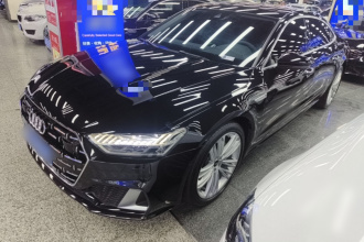 奥迪A7L 2024款 45 TFSI quattro 奢享型