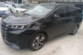 广汽传祺 传祺M6 2021款 PRO 270T 自动豪华版