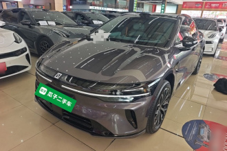 极氪007GT 2025款 后驱智驾版 75kWh