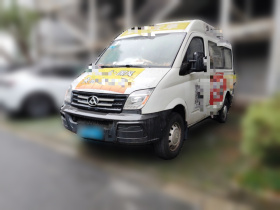 上汽大通MAXUS 新途V80 2016款 2.5T AMT傲运通国V短轴低顶6座