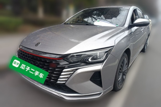 东风风神 奕炫MAX 2021款 1.5T 超炫潮爸版