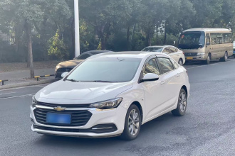 雪佛兰 科鲁泽 2022款 320 自动悦享天窗版