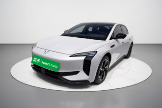 红旗EH7 2024款 760 Pro+ 四驱版