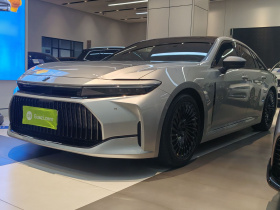 丰田 皇冠(进口) 2024款 2.5L 至尊版