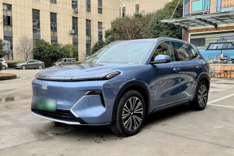 吉利银河 银河星舰7 EM-i 2025款 120km 领航版