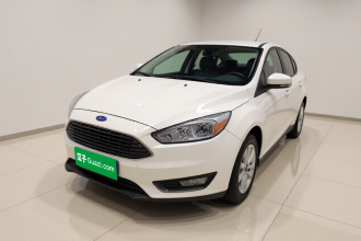 福特 福克斯 2015款 三厢 1.6L 自动风尚型