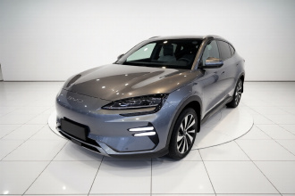 比亚迪 宋PLUS新能源 2024款 荣耀版 EV 520km 旗舰型