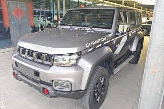 北京越野 北京BJ40 2021款 2.0T 自动四驱环塔冠军版
