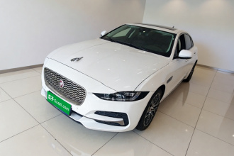 捷豹XEL 2020款 2.0T 200PS S进取优雅版