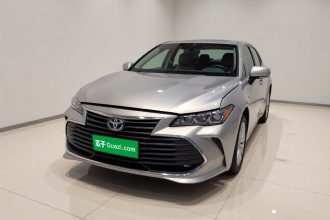 丰田 亚洲龙 2019款 双擎 2.5L 豪华版 国VI