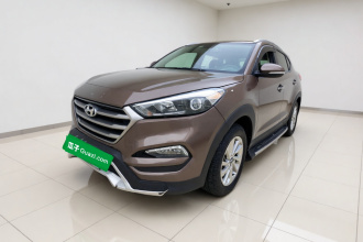 现代 途胜 2015款 1.6T 双离合两驱智能型