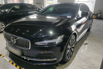 沃尔沃S90 2024款 B5 智远豪华版