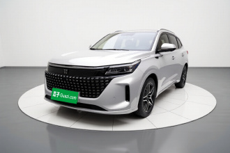 蓝电E5 2023款 1.5L DE-i 110KM旗舰型 7座