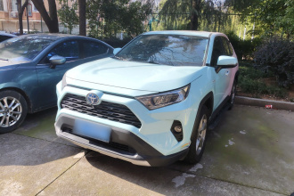 丰田 RAV4荣放 2021款 双擎 2.5L E-CVT两驱精英版