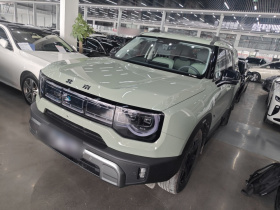 北京越野 北京BJ30 2024款 1.5T 魔核电驱进阶版