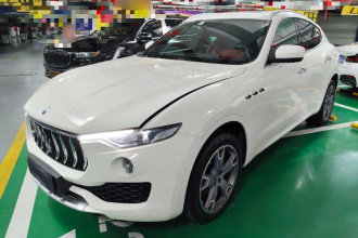 玛莎拉蒂 Levante 2016款 3.0T 标准型