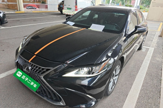 雷克萨斯ES 2021款 200 卓越版