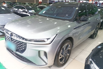 林肯 航海家 2023款 2.0T 四驱尊逸混动版