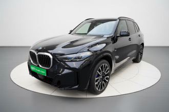 宝马X5 2025款 xDrive 40Li M运动曜夜套装