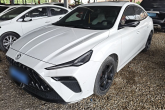 名爵 MG5天蝎座 2022款 1.5T Trophy运动豪享版