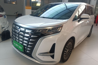 腾势D9 2022款 DM-i 970 四驱尊荣型