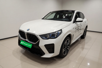 宝马X2(进口) 2024款 sDrive25i M运动套装
