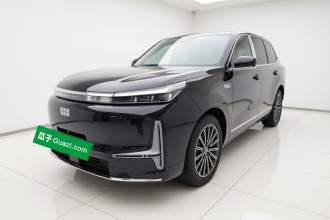 吉利银河 银河M9 2025款 230km 两驱探索版