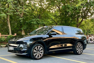 蔚来ES8 2023款 75kWh 行政版