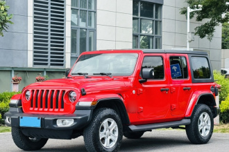 Jeep 牧马人 2019款 2.0T Sahara 四门版 国VI