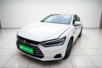 比亚迪 秦Pro 2018款 1.5L 手动智联锋劲型