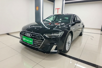 奥迪A7L 2024款 45TFSI S-line 筑梦型 流晶套装
