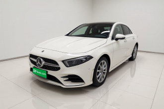 奔驰A级 2020款 A 200 L 运动轿车