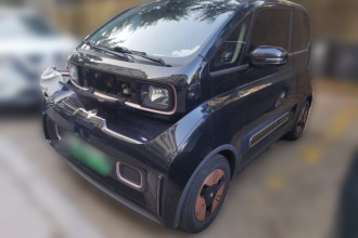 宝骏KiWi EV 2022款 设计师轻享版 三元锂
