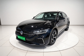 大众 帕萨特 2025款 出众款 330TSI 星空精英版