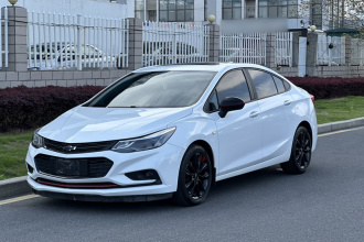 雪佛兰 科鲁兹 2018款 Redline 330T 双离合领锋版