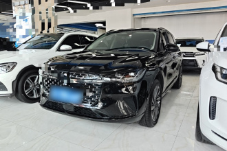 林肯 冒险家 2024款 1.5T 两驱尊雅混动版