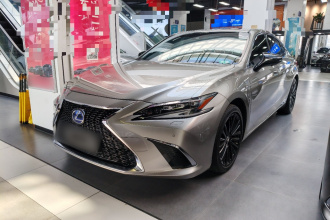 雷克萨斯ES 2021款 300h 臻享版