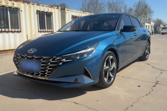 现代 伊兰特 2021款 1.5L CVT LUX尊贵版