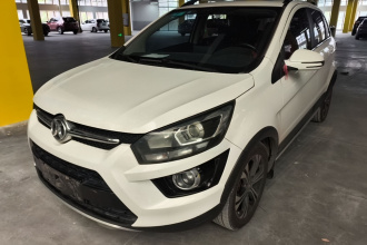 北京汽车 绅宝X25 2015款 1.5L 自动精英型