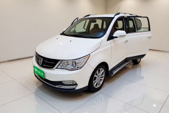 宝骏730 2016款 1.5L 手动舒适型 7座 国V