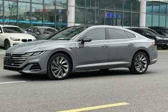 一汽-大众CC 2023款 380TSI 夺目版