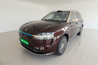 鸿蒙智行 问界M9 2025款 增程 Ultra版 52kWh 6座版 (192线激光雷达）