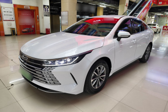 比亚迪 驱逐舰05 2024款 荣耀版 DM-i 55KM 豪华型