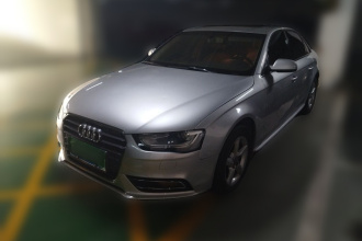 奥迪A4L 2013款 35 TFSI 自动标准型