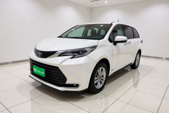 丰田 赛那SIENNA 2024款 2.5L混动 四驱尊贵版