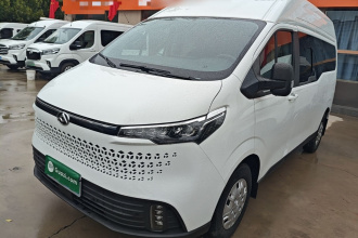 上汽大通MAXUS 新途V70 2023款 2.0T 精英版 自动长轴中顶 6/7座