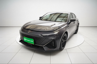 长安UNI-V 2022款 1.5T 尊贵型