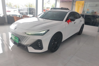 长安UNI-V 2023款 1.5T 尊享型